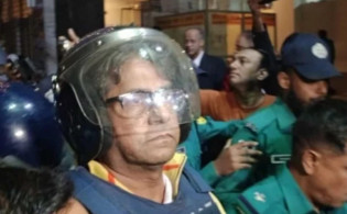 কারাগারে সাংবাদিক আনিস আলমগীর