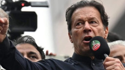 কারাগার থেকে ইমরানের বার্তা, প্রস্তুত থাকতে বললেন সমর্থকদের