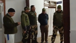 ভারত–বাংলাদেশ সীমান্তে বিএসএফ জওয়ান গু-লিবিদ্ধ