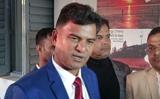 ‘বিএনপি বড়লোকের সঙ্গে পরকীয়ায় আসক্ত’