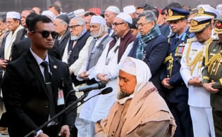 খালেদা জিয়ার জানাজায় এসে এক ব্যক্তির মৃত্যু