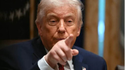 এবার ট্রাম্পের নজরে যে ৫ দেশ ও অঞ্চল