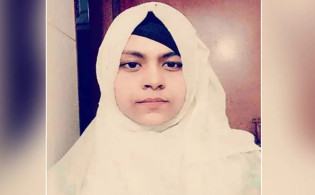 অবশেষে সেই রেস্তোরাঁ কর্মী গ্রেপ্তার