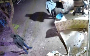 ভাইরাল ভিডিওর আসল ঘটনা জানলে শিউরে উঠবেন