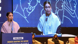 নীতির মঞ্চে প্রথম উপস্থিতি, শোনার বার্তা জাইমা রহমানের