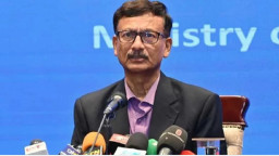 ভারতীয় কূটনীতিকদের পরিবার সরানোর সিদ্ধান্তে পররাষ্ট্র উপদেষ্টার আক্ষেপ