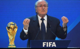 বিশ্বকাপে যুক্তরাষ্ট্রকে বয়কটের আহ্বান ফিফার সাবেক প্রেসিডেন্টের