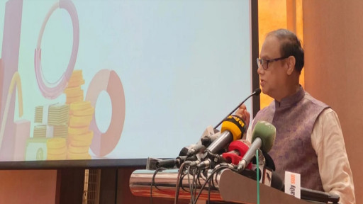 ব্যাংক সংস্কার নিয়ে গভর্নর ও ব্যবসায়ী নেতাদের পাল্টাপাল্টি যুক্তি