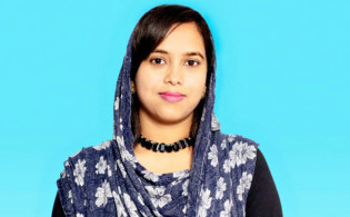 ‘আমাকে ভোট দিন, বিজয়ী হলে সবার বিয়ের ব্যবস্থা করব’