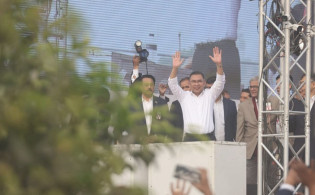 ক্ষমতায় গেলে সবার সম্মানজনক জীবন নিশ্চিতের অঙ্গীকার