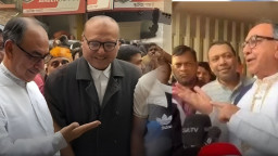 হ্যান্ডশেকের পর হাত দেখার কারণ জানালেন মির্জা আব্বাস