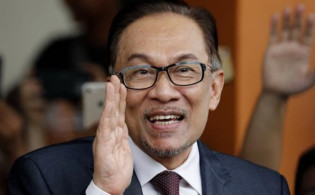 নাম জড়ানোর অভিযোগে যা বললেন মালয়েশিয়ার প্রধানমন্ত্রী