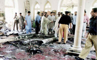 মসজিদের ভেতর বিস্ফোরণ, মিনিটে মিনিটে বাড়ছে লাশের সারি