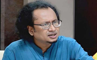 কোন যোগ্যতায় নাহিদ ইসলাম জাতির উদ্দেশ্যে ভাষণ দেবেন!