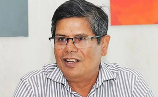 সাবেক সচিবের ৪ ব্যাংক হিসাব অবরুদ্ধের আদেশ