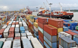 ১৫ ফেব্রুয়ারি পর্যন্ত চট্টগ্রাম বন্দরের শ্রমিক ধর্মঘট স্থগিত