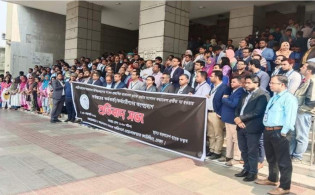 ফুঁসে উঠল বাংলাদেশ ব্যাংক—পদত্যাগের আল্টিমেটাম