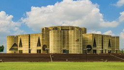 জাতীয় সংসদে কমছে আইনজীবী, বাড়ছে ব্যবসায়ী আধিপত্য