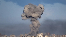 থার্মোবারিক বোমার ধ্বংসযজ্ঞ, হাজারো ফিলিস্তিনি মুহূর্তে ‘বাষ্পীভূত’