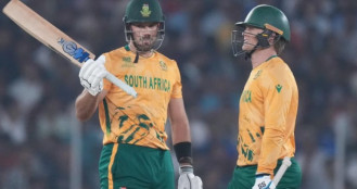 কিউইদের উড়িয়ে সবার আগে সুপার এইটে দক্ষিণ আফ্রিকা