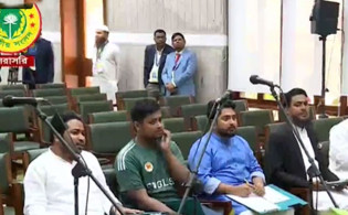 এনসিপির ছয় সদস্য দুই শপথ একসাথে নিলেন