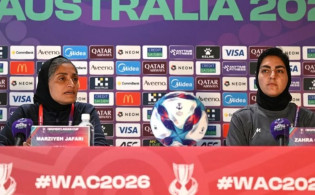 খামেনির মৃত্যু নিয়ে নারী ফুটবলারদের সাহসী প্রতিক্রিয়া