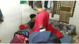 গভীর ঘুমে আচ্ছন্ন, দরজা ভেঙে জাগিয়ে তুললো ফায়ার সার্ভিস