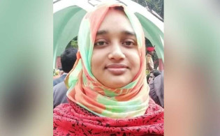 কর্মচারীর ছুরিকাঘাতে নিজ কার্যালয়ে এক নারী শিক্ষক খুন