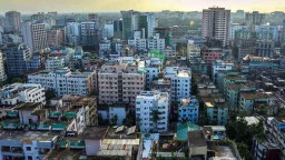 রাতে ঘর থেকে ভেসে আসে আওয়াজ, দিনে মিলল মরদেহ