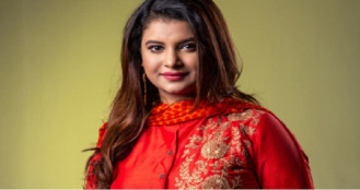 ইকরার আত্মহত্যা: ফাটিয়ে দিলেন শবনম ফারিয়া