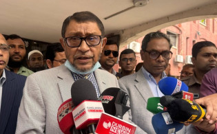 হঠাৎ মানসিক হাসপাতালে স্বাস্থ্যমন্ত্রী 