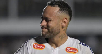 নেইমারের নামে মামলা, জানা গেল কারণ