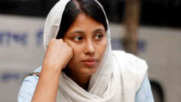 ‘টার্গেট’ ডাকসু নেত্রী, নতুন আইডি খুলে যা জানালেন