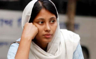 ‘টার্গেট’ ডাকসু নেত্রী, নতুন আইডি খুলে যা জানালেন