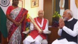 দুই বছর আগের ছবি এখন ভাঙছে মোদি-মমতার রাজনীতি!