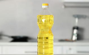 বোতলজাত তেলের বাজারে নতুন উল্লম্ফ