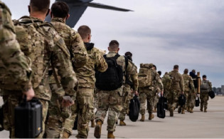 ইরানের হামলার মুখে হোটেল-বাসায় আশ্রয় নিচ্ছে মার্কিন সেনারা