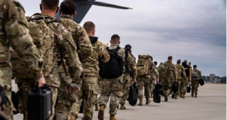 ইরানের হামলার মুখে হোটেল-বাসায় আশ্রয় নিচ্ছে মার্কিন সেনারা