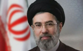 ইরানের নতুন নেতা ধরা যাবে ১ কোটি ডলারে! জেনে নিন বিস্তারিত