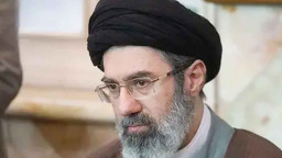 হামলার পর কোমায় খামেনি, গণমাধ্যমে চাঞ্চল্যকর দাবি