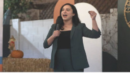 ‘হোয়াইট হাউস চালাচ্ছে একজন উন্মাদ স্বৈরাচারী’