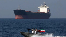 হরমুজে জাহাজপ্রতি ২০ লাখ ডলার, ইরানের নতুন নিয়ম