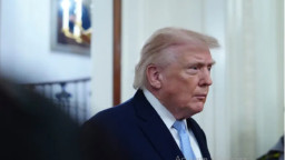 পিছু হটলেন ট্রাম্প, ইরানে হামলা স্থগিত ঘোষণা