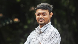 ৪ ঘণ্টা অপেক্ষার পরও খালি হাতে ফিরলেন নাসীরুদ্দীন