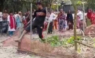 জমির জন্য বাবার কবরও রক্ষা পেল না! চাঞ্চল্যকর ঘটনা