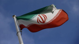 যুক্তরাষ্ট্রকে ৫ শর্ত, মানলেই যুদ্ধ শেষ করবে ইরান