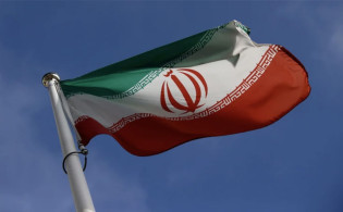 যুক্তরাষ্ট্রকে ৫ শর্ত, মানলেই যুদ্ধ শেষ করবে ইরান