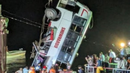 পদ্মা নদীতে ডুবে যাওয়া বাসচালকের লাশ উদ্ধার