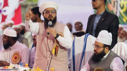 জুতা বদল কাণ্ডে ভাইরাল এমপি হানজালা