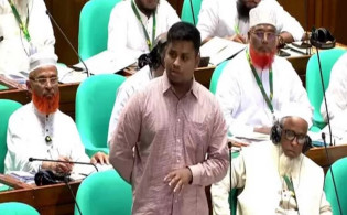 পে-স্কেল নিয়ে হাসনাতের প্রশ্ন, উত্তরে যা বললেন প্রতিমন্ত্রী